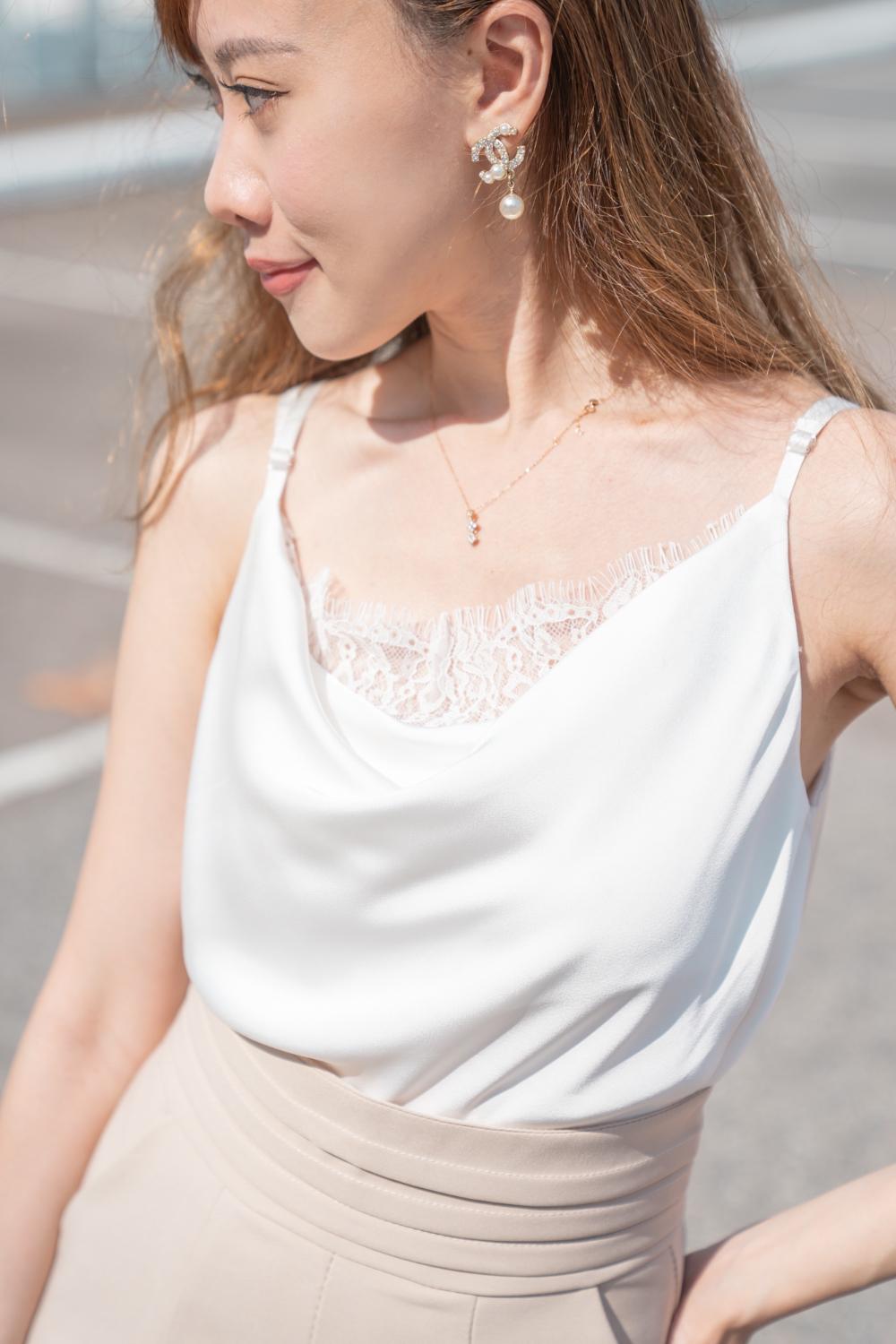 HESTIA'S flawless drape silky lace vest (Pearl White)